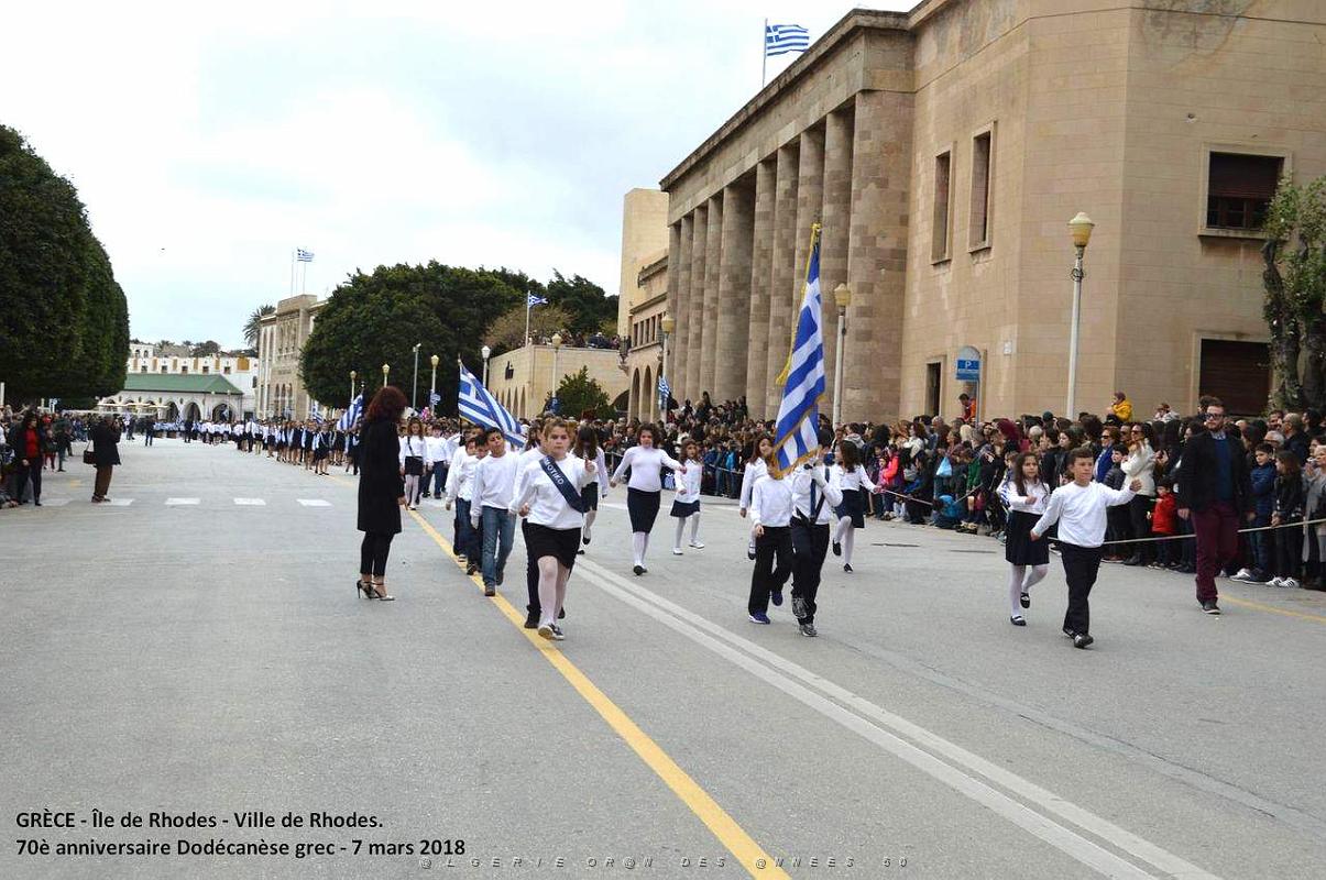 224- Rhodes- Defile Dodecanese grec.JPG